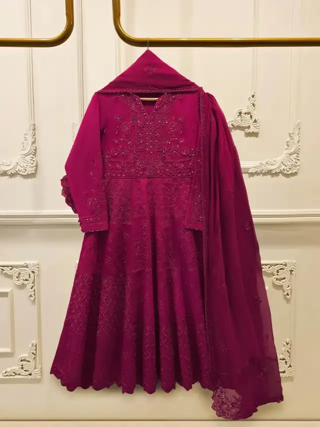 Agha Noor maroon embroidered kora silk three piece suit S115690