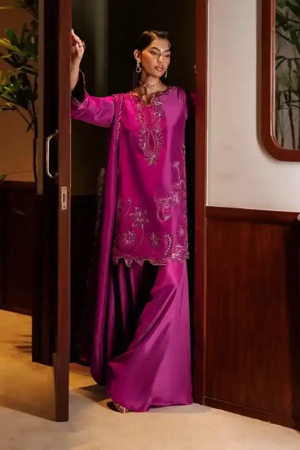 Iznik — Fuchsia