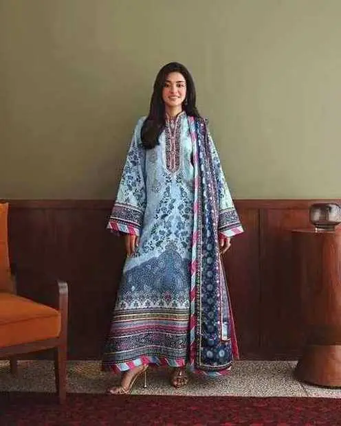 Sky Blue Paisley Print